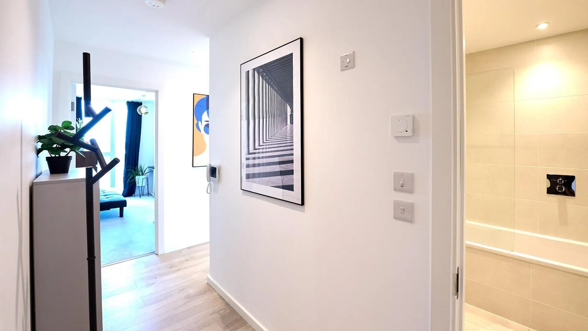 Skyline Views Retreat - Corsican London